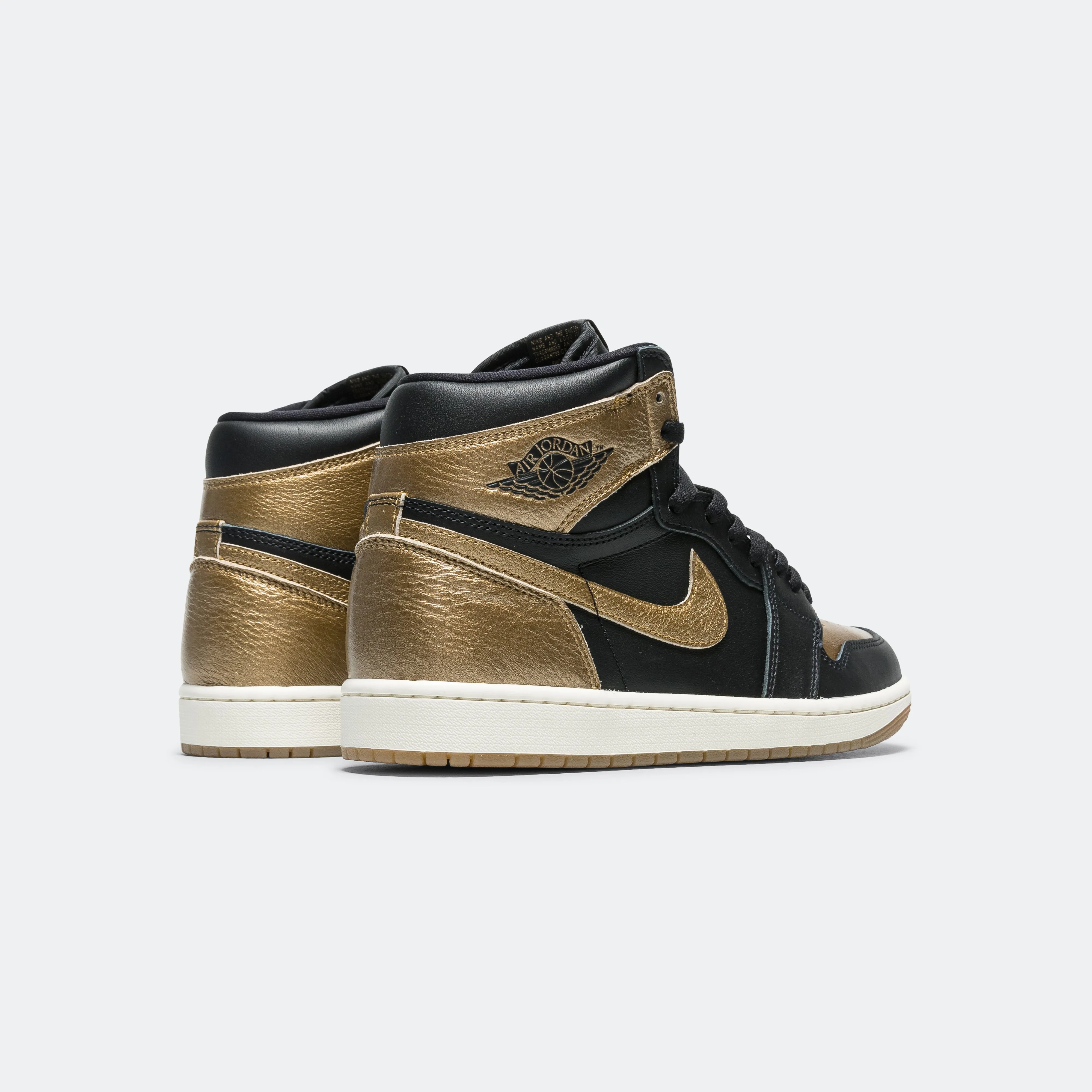 Air Jordan 1 Retro High OG - Black/Metallic Gold-Sail