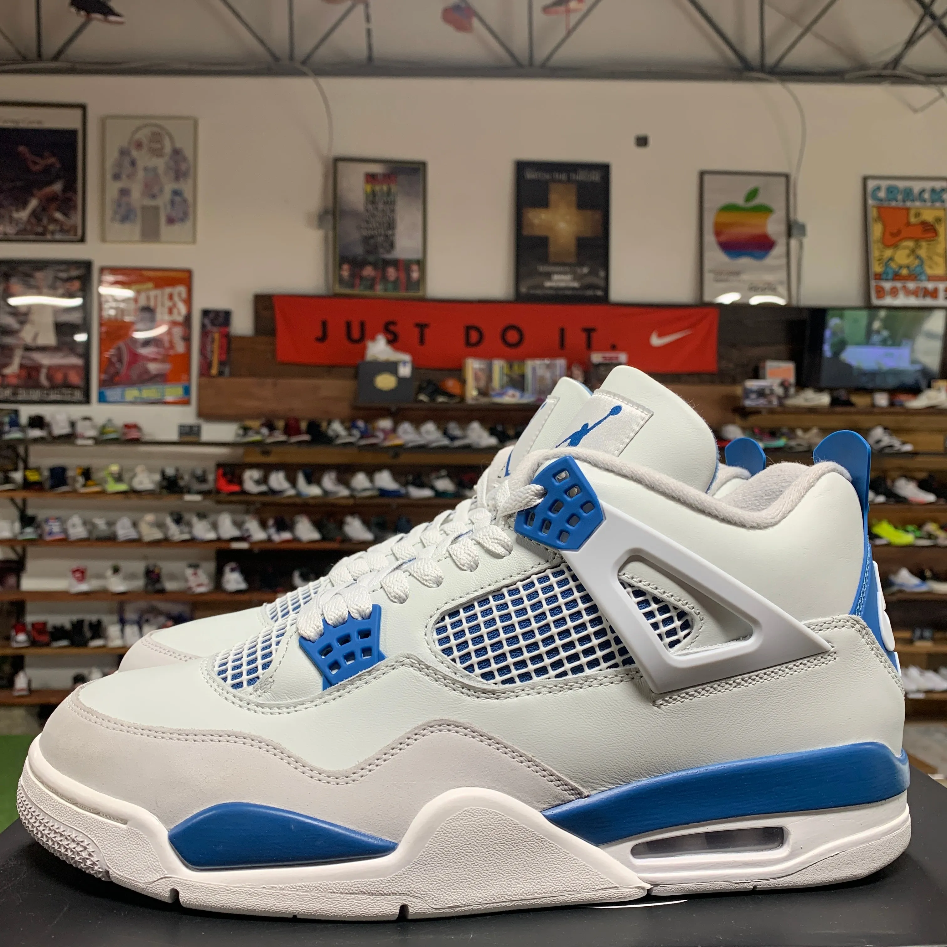 Jordan 4 'Military Blue' Size 12