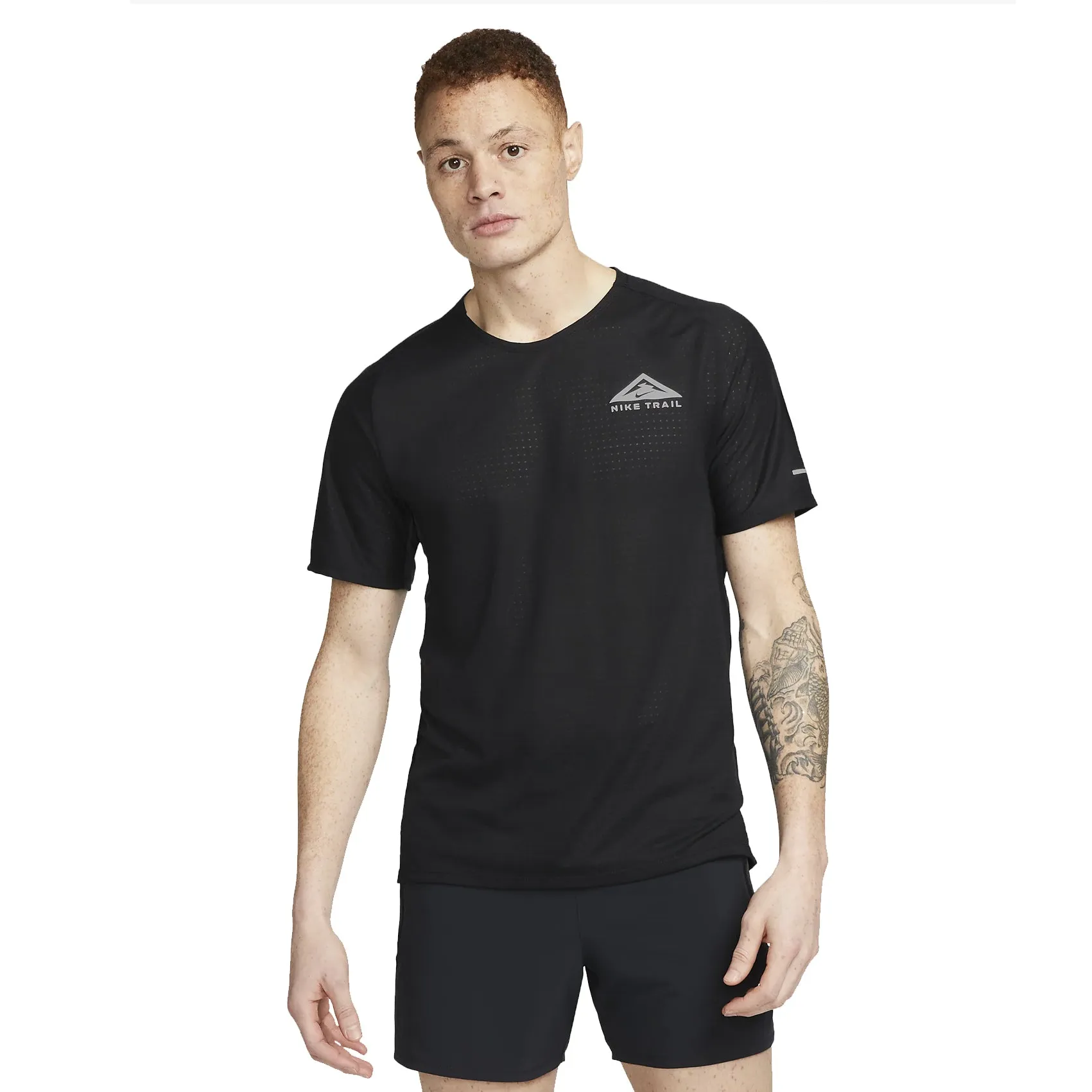 Mens Nike Dri-Fit Trail Solar Chase Tee