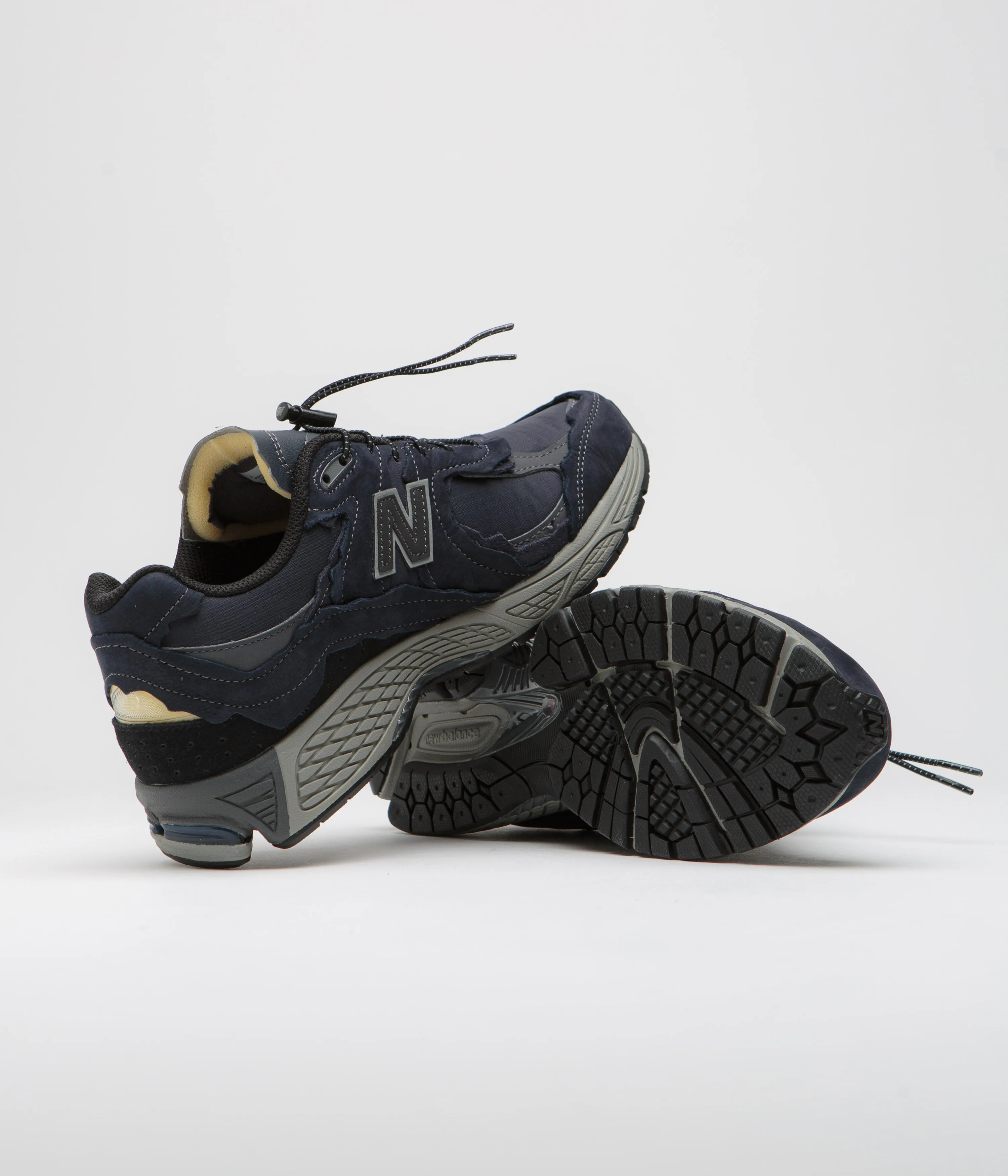 New Balance 2002R Shoes - Eclipse / Grey