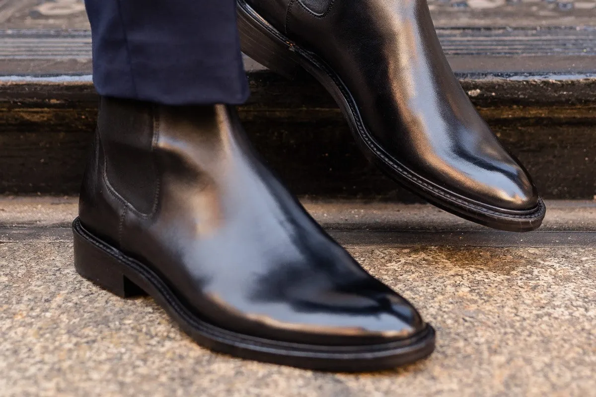 The Gian Carlo Chelsea Boot - Black